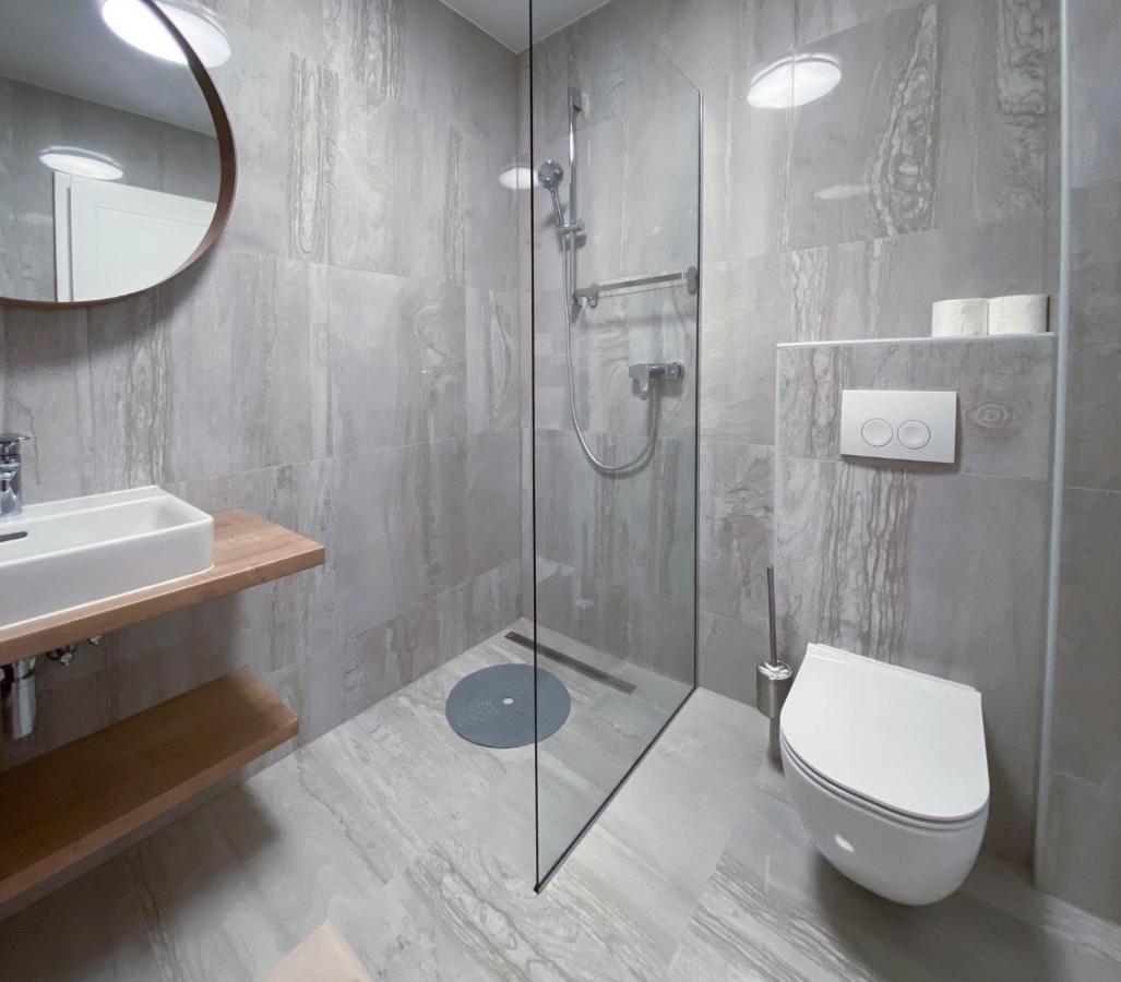 חוואר Marisa Apartments Hvar III מראה חיצוני תמונה
