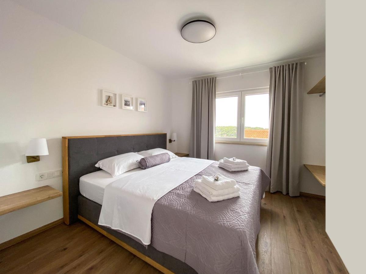 חוואר Marisa Apartments Hvar III מראה חיצוני תמונה